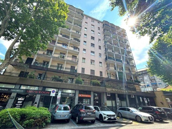 appartamento in vendita a Cinisello Balsamo in zona Robecco
