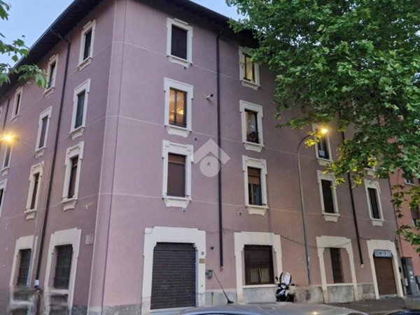 appartamento in vendita a Cinisello Balsamo in zona Robecco