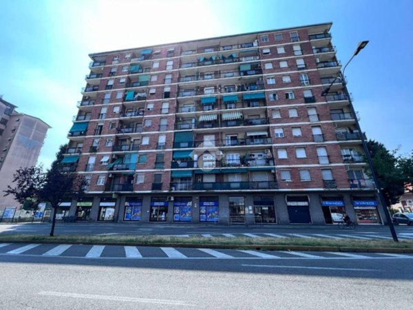 appartamento in vendita a Cinisello Balsamo in zona Robecco