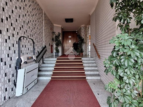 appartamento in vendita a Cinisello Balsamo in zona Robecco