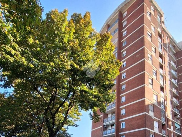 appartamento in vendita a Cinisello Balsamo in zona Robecco