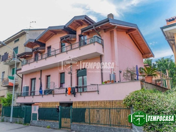 appartamento in vendita a Cinisello Balsamo in zona Campo dei Fiori