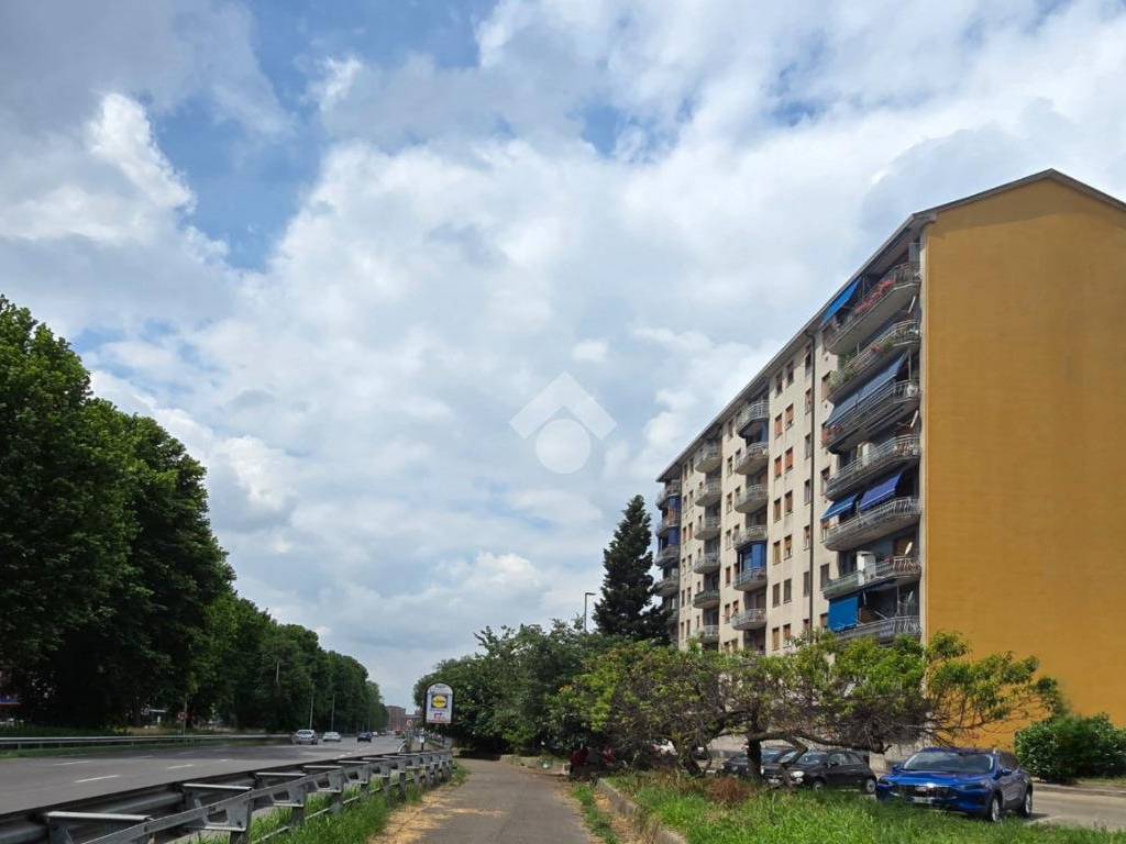 appartamento in vendita a Cinisello Balsamo in zona Robecco