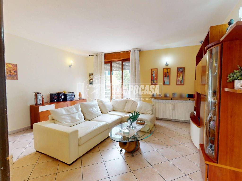 appartamento in vendita a Cinisello Balsamo in zona Campo dei Fiori