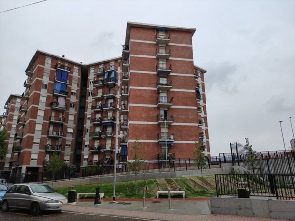 appartamento in vendita a Cinisello Balsamo in zona Robecco