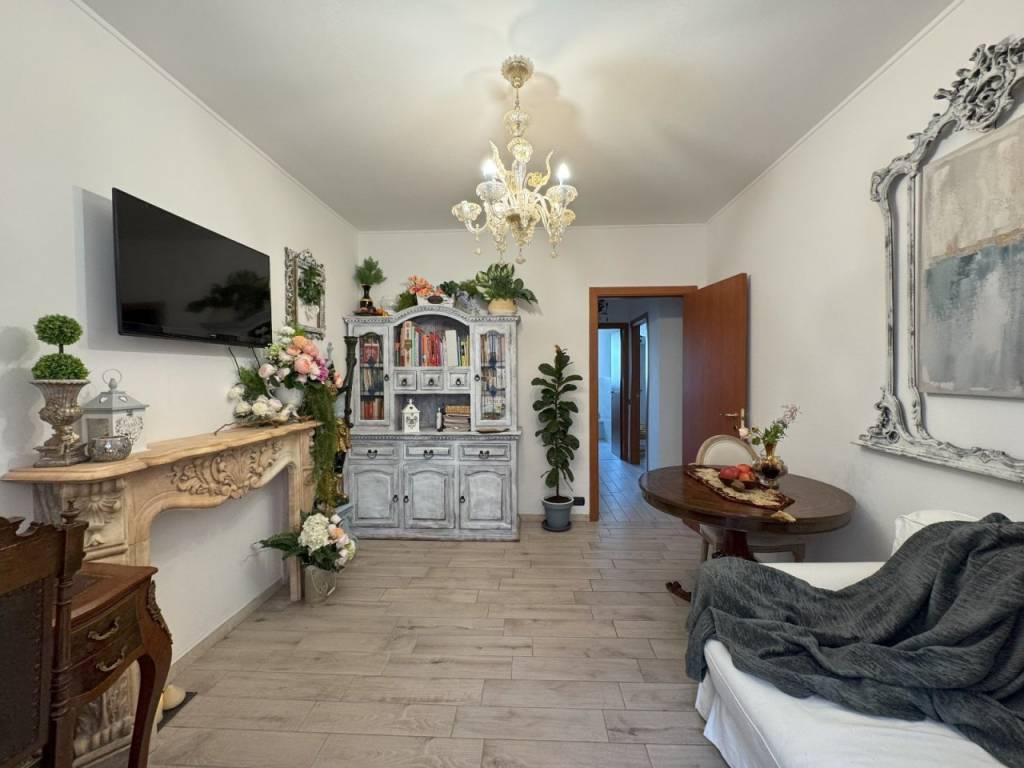 appartamento in vendita a Cinisello Balsamo in zona Robecco