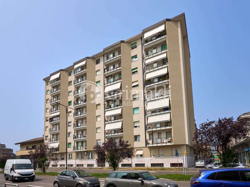 appartamento in vendita a Cinisello Balsamo in zona Robecco