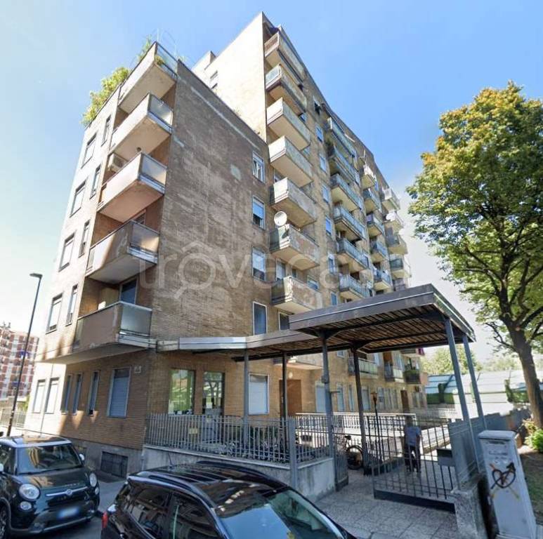 appartamento in vendita a Cinisello Balsamo in zona Robecco