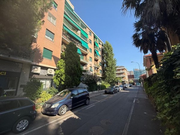 appartamento in vendita a Cinisello Balsamo