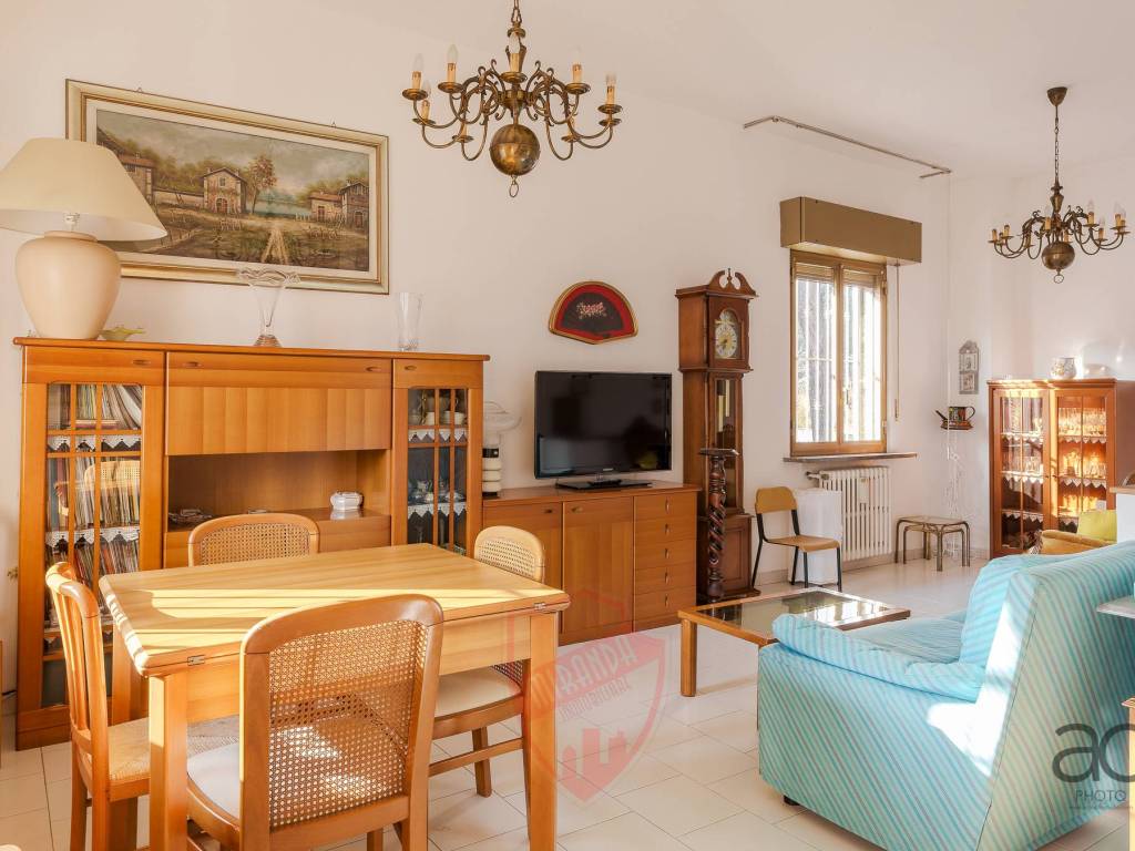 casa indipendente in vendita a Cinisello Balsamo
