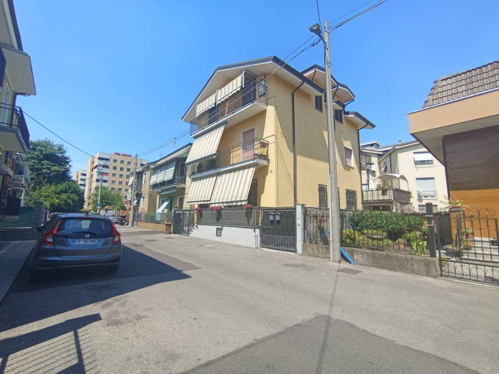 appartamento in vendita a Cinisello Balsamo