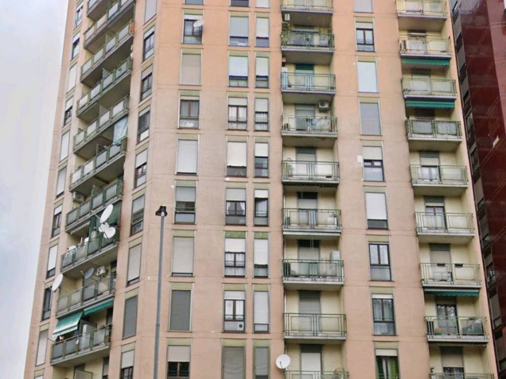 appartamento in vendita a Cinisello Balsamo in zona Robecco