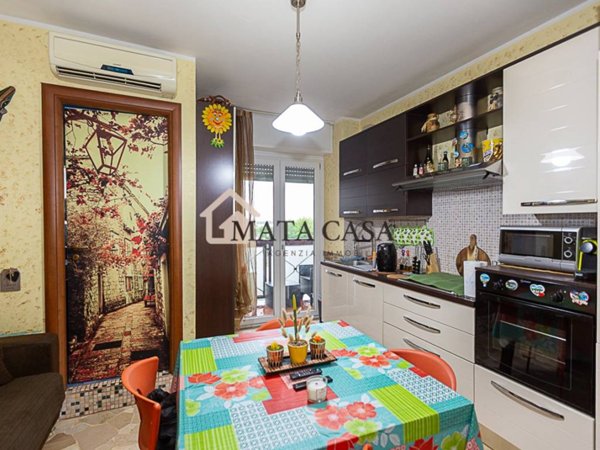 appartamento in vendita a Cinisello Balsamo in zona Robecco