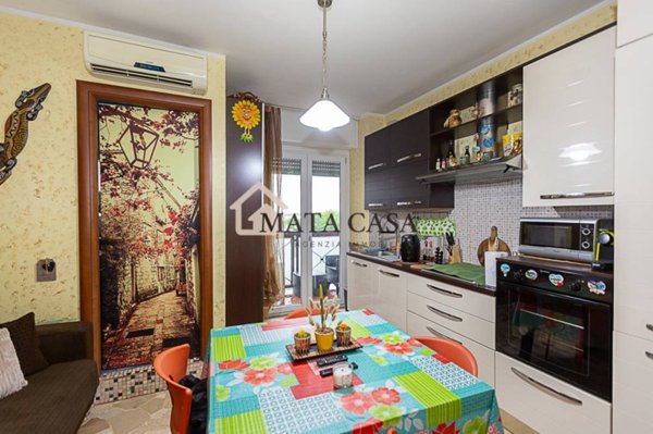 appartamento in vendita a Cinisello Balsamo in zona Robecco