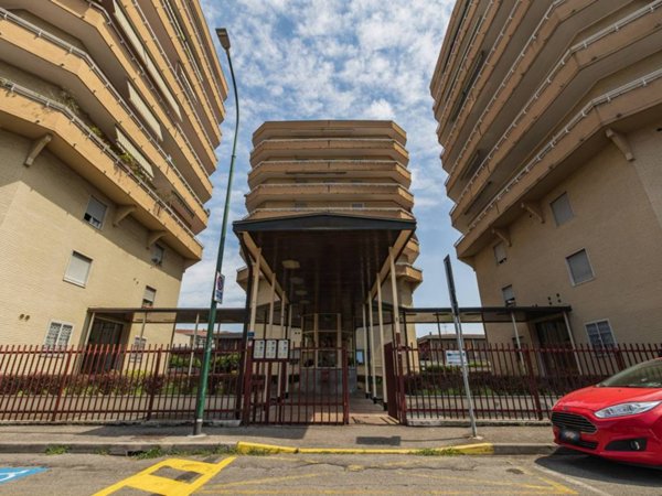 appartamento in vendita a Cinisello Balsamo in zona Robecco