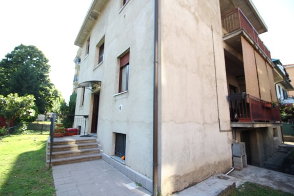 casa indipendente in vendita a Cinisello Balsamo