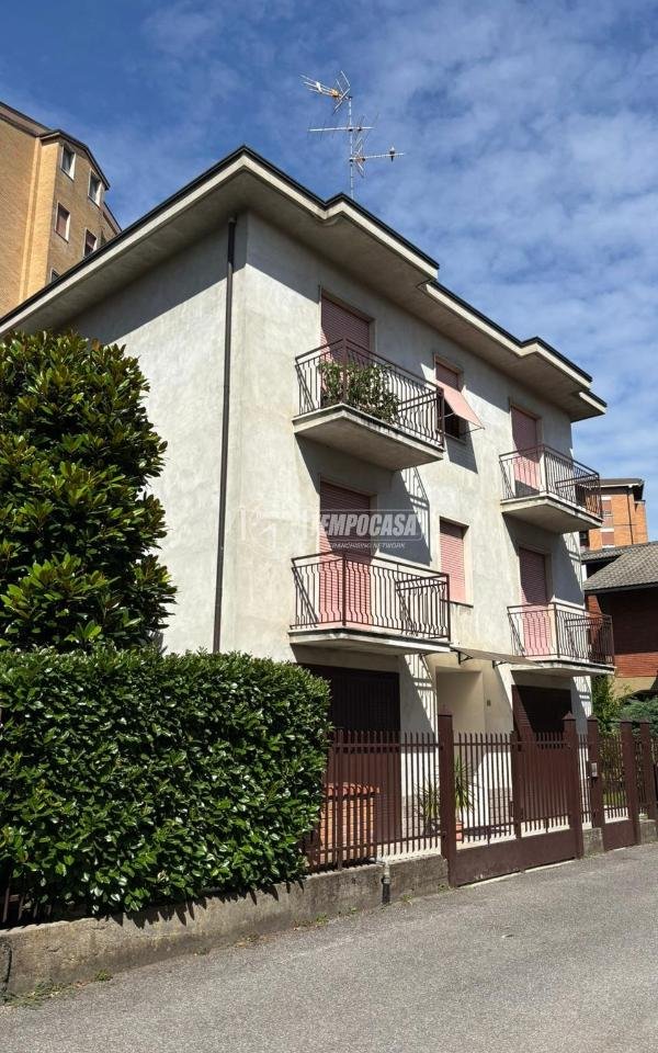 casa indipendente in vendita a Cinisello Balsamo