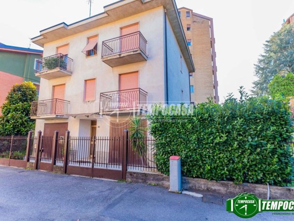 casa indipendente in vendita a Cinisello Balsamo