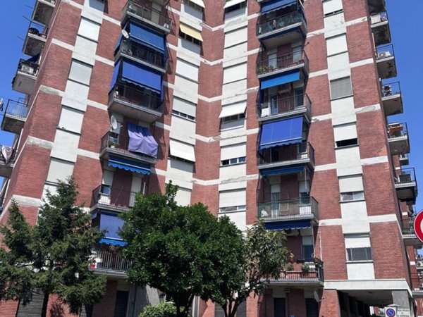 appartamento in vendita a Cinisello Balsamo in zona Robecco