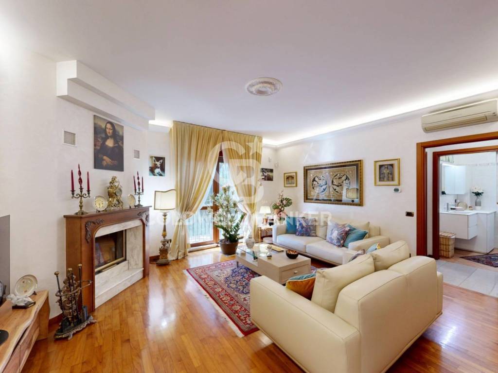 casa indipendente in vendita a Cinisello Balsamo