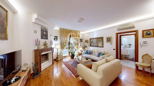 appartamento in vendita a Cinisello Balsamo