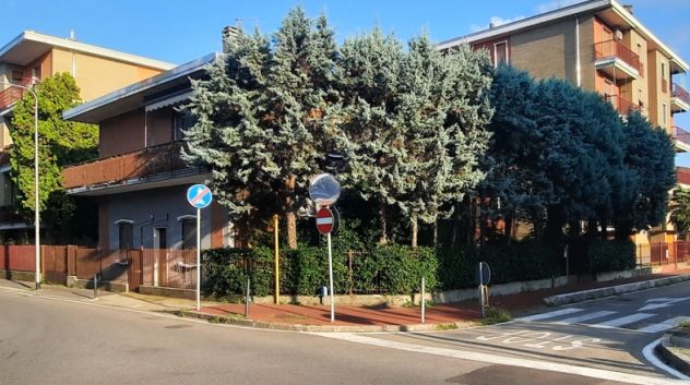 casa indipendente in vendita a Cinisello Balsamo