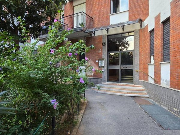 appartamento in vendita a Cinisello Balsamo in zona Robecco