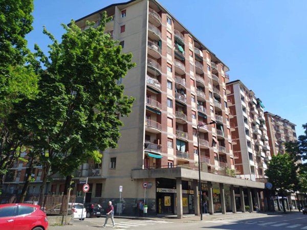 appartamento in vendita a Cinisello Balsamo in zona Robecco