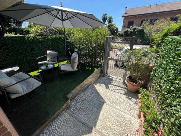 casa indipendente in vendita a Cinisello Balsamo in zona Robecco