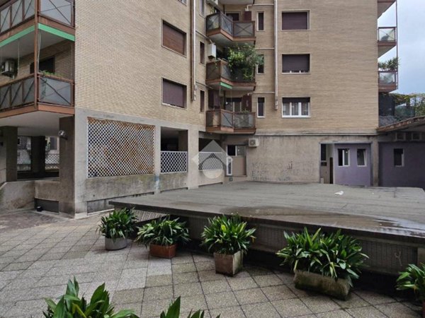 appartamento in vendita a Cinisello Balsamo in zona Robecco