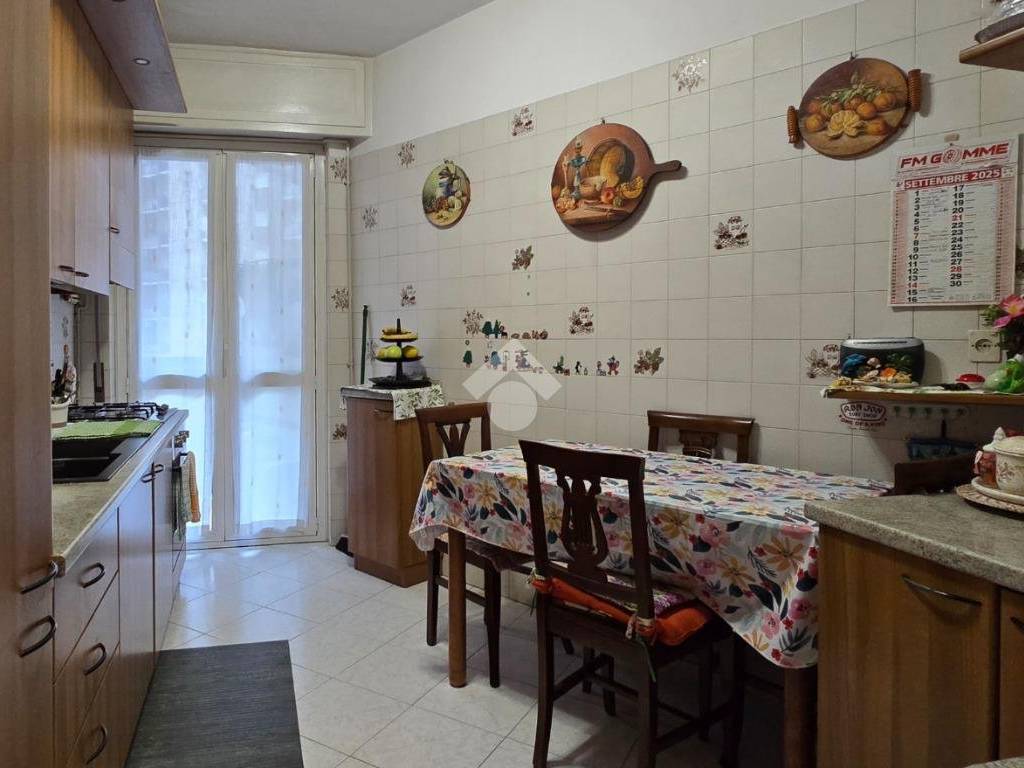 appartamento in vendita a Cinisello Balsamo in zona Robecco