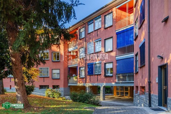 appartamento in vendita a Cinisello Balsamo in zona Campo dei Fiori