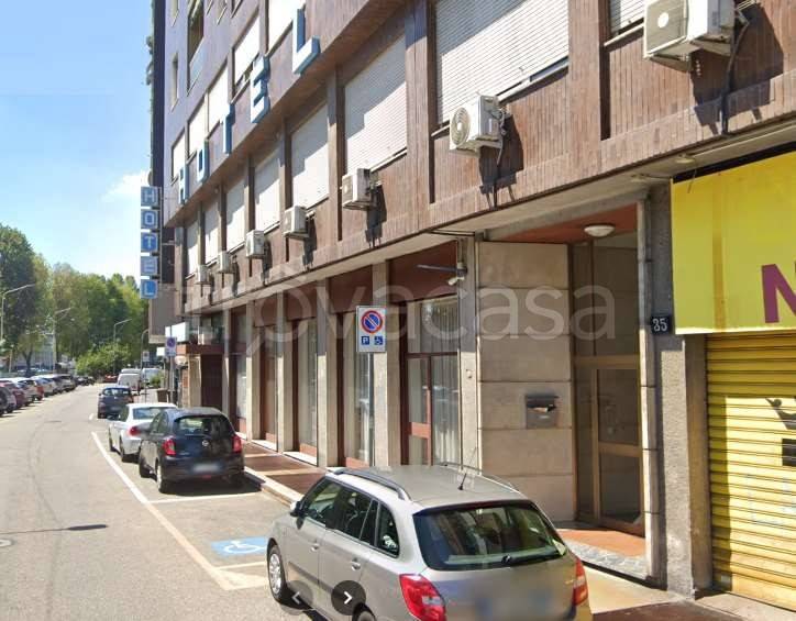 appartamento in vendita a Cinisello Balsamo in zona Crocetta