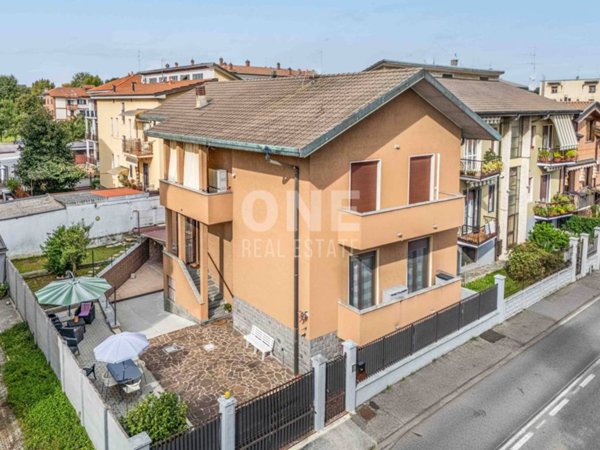 casa indipendente in vendita a Cinisello Balsamo