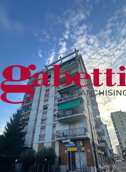 appartamento in vendita a Cinisello Balsamo in zona Robecco