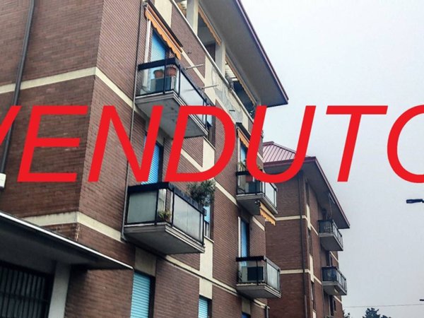 appartamento in vendita a Cinisello Balsamo in zona Robecco