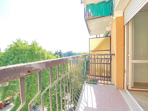 appartamento in vendita a Cinisello Balsamo in zona Robecco