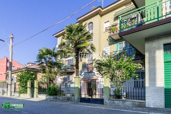 appartamento in vendita a Cinisello Balsamo in zona Campo dei Fiori