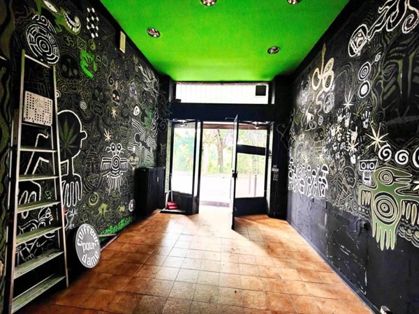 negozio in vendita a Cinisello Balsamo in zona Robecco