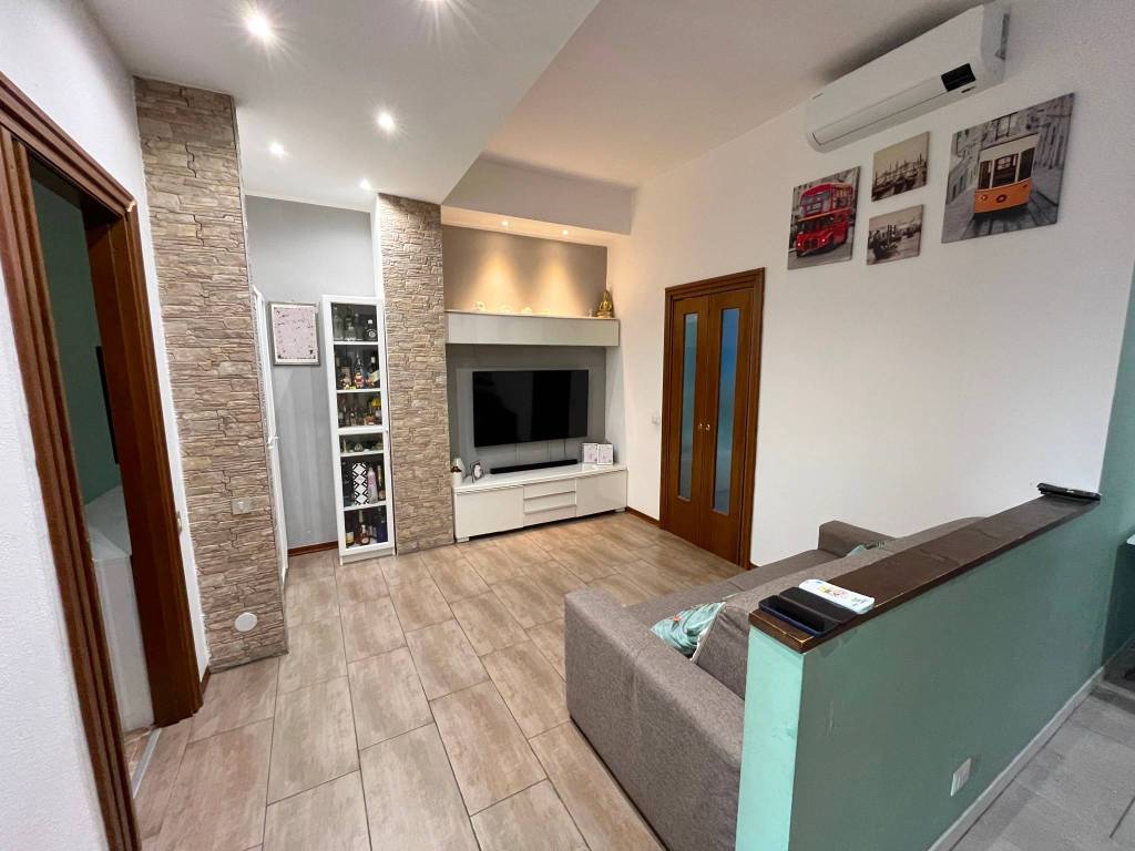 appartamento in vendita a Cinisello Balsamo in zona Robecco