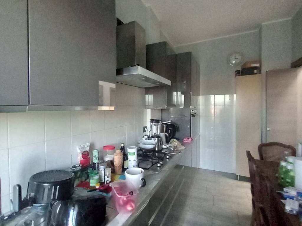 appartamento in vendita a Cinisello Balsamo in zona Robecco