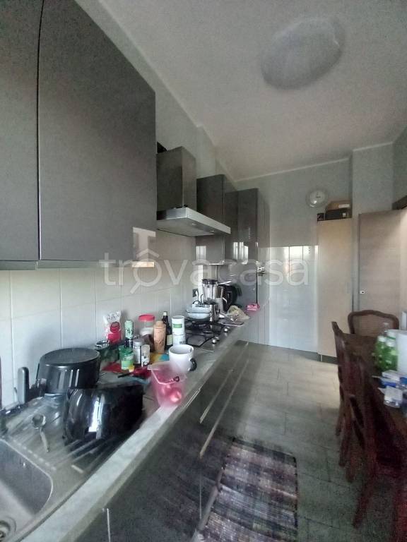 appartamento in vendita a Cinisello Balsamo in zona Robecco