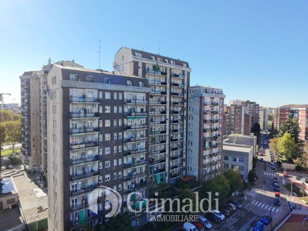 appartamento in vendita a Cinisello Balsamo in zona Robecco