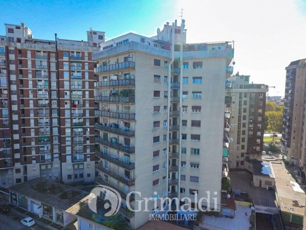 appartamento in vendita a Cinisello Balsamo in zona Robecco