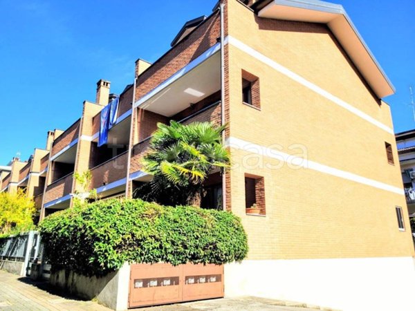 casa indipendente in vendita a Cinisello Balsamo