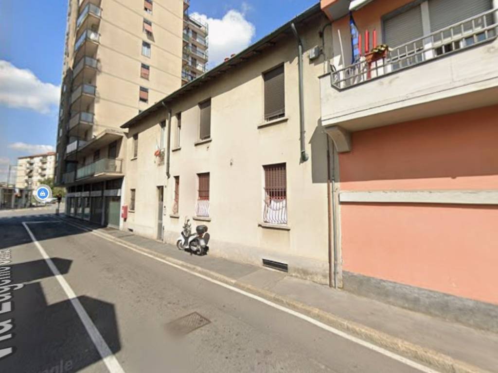 appartamento in vendita a Cinisello Balsamo in zona Robecco