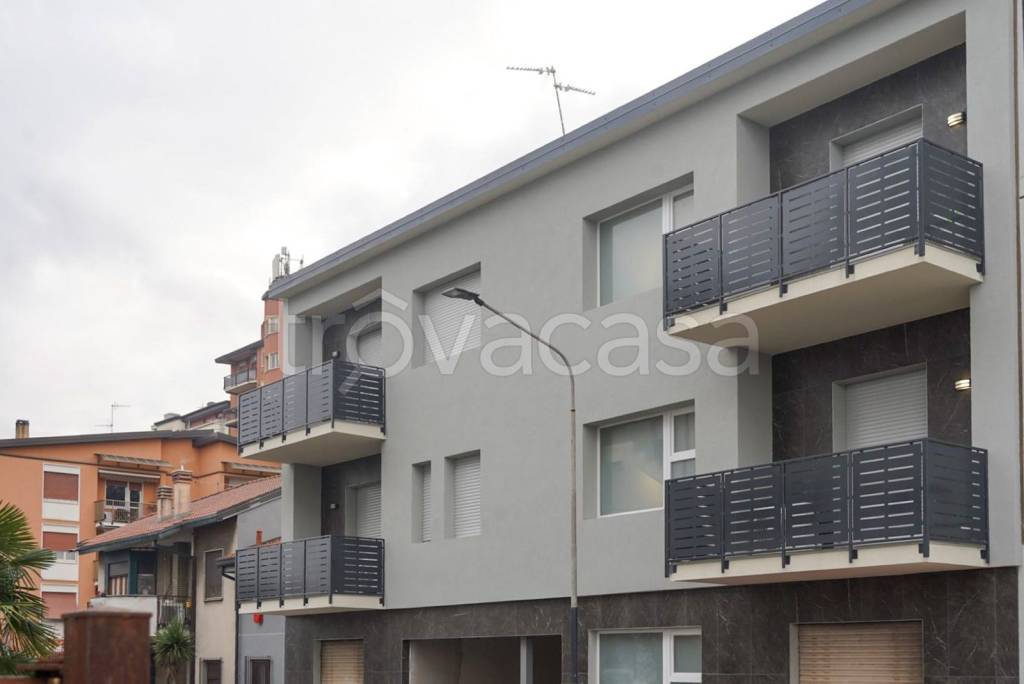 appartamento in vendita a Cinisello Balsamo in zona Bettola