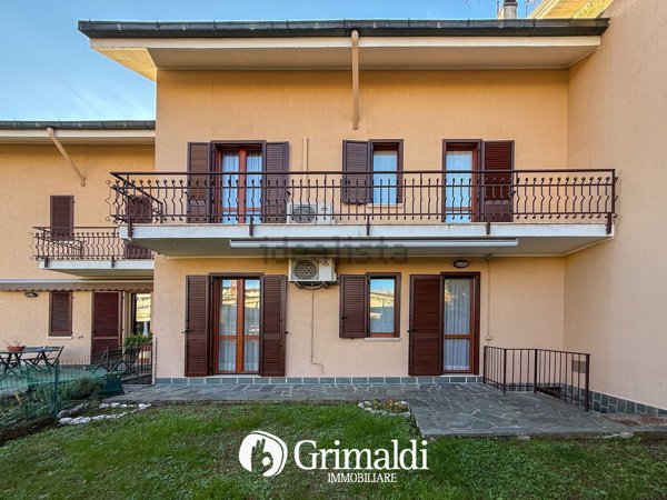 casa indipendente in vendita a Cinisello Balsamo in zona Robecco