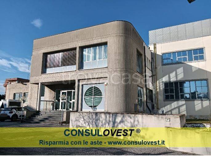 capannone in vendita a Cinisello Balsamo