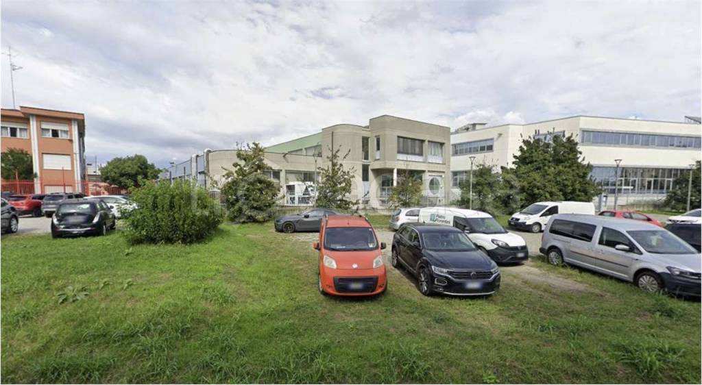 capannone in vendita a Cinisello Balsamo